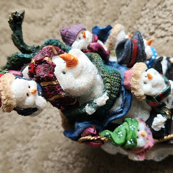 Sledding Snowmen Musical Figurine Christmas - Picture 6 of 6